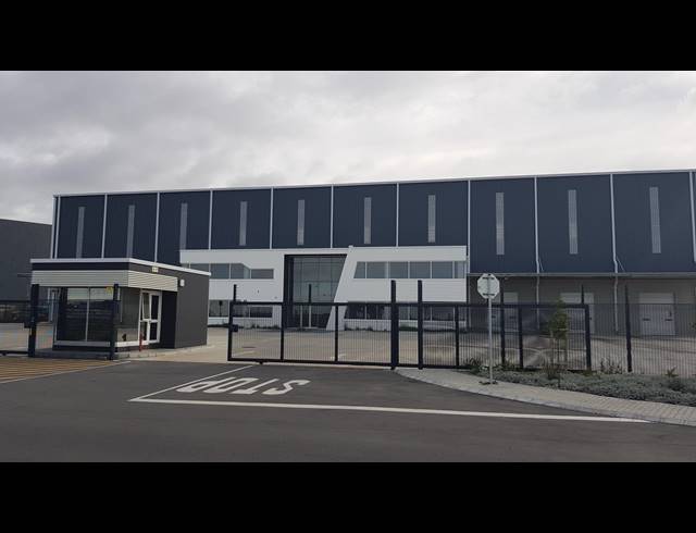 5,500M² WAREHOUSE TO LET IN BRACKENFELL INDUSTRIAL